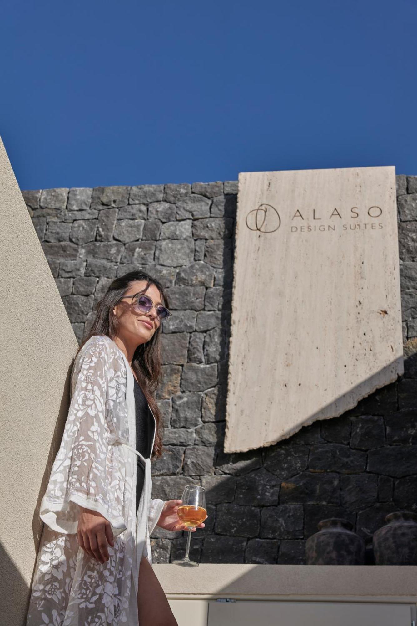 Alaso Design Suites ثيرا المظهر الخارجي الصورة